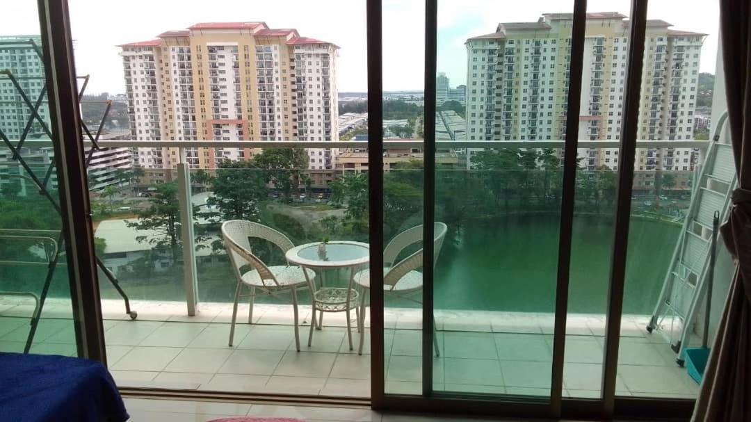 11-Modern Homestay Palazio Lake View Mount Austin Palazio Near Aeon Themepark Toppen Ikea Johor Bahru Extérieur photo