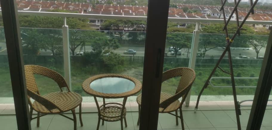 11-Modern Homestay Palazio Lake View Mount Austin Palazio Near Aeon Themepark Toppen Ikea Johor Bahru Extérieur photo